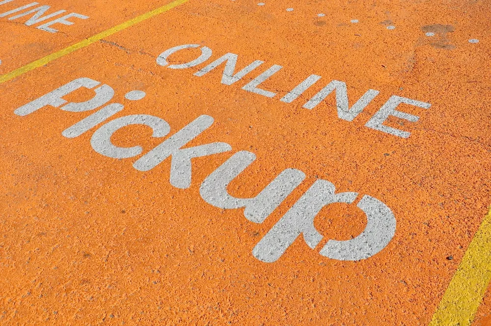 zamówienia w e-commerce a odbiór w sklepie