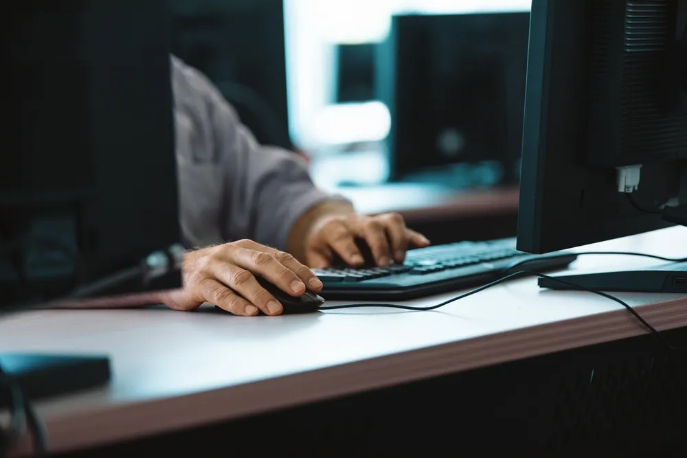 praca nad stroną internetową